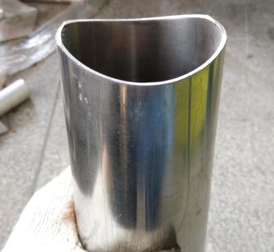 大功率液壓單缸位鋅鋼護欄沖孔機 樓梯扶手與防盜網生產的高效解決方案